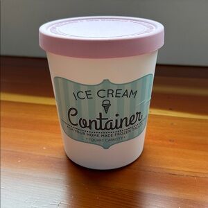 Tovolo Sweet Treat Tub. Pink lid/White Ice Cream Container